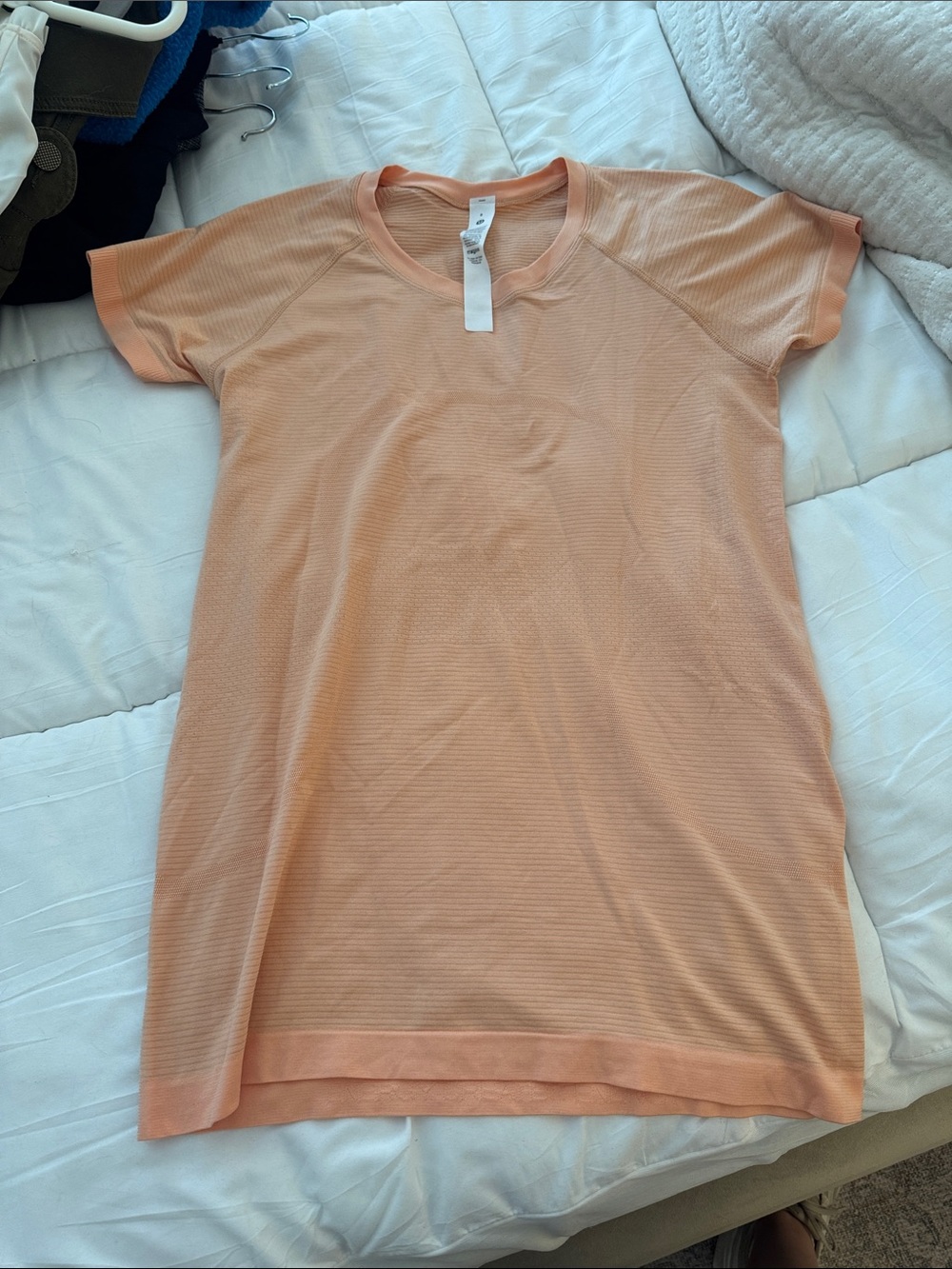 LULULEMON SWIFLEY REG Women’s Short Sleeve Peach Crew Neck Top